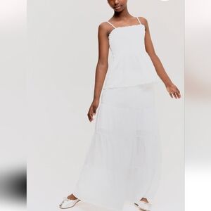 3/$20! H&M Girls Smocked Tiered Skirt